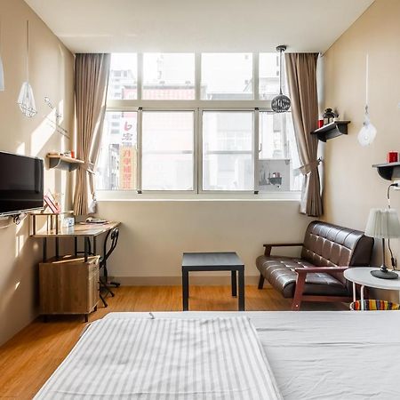 Discover Kh Apartment Kaohsiung Exterior foto