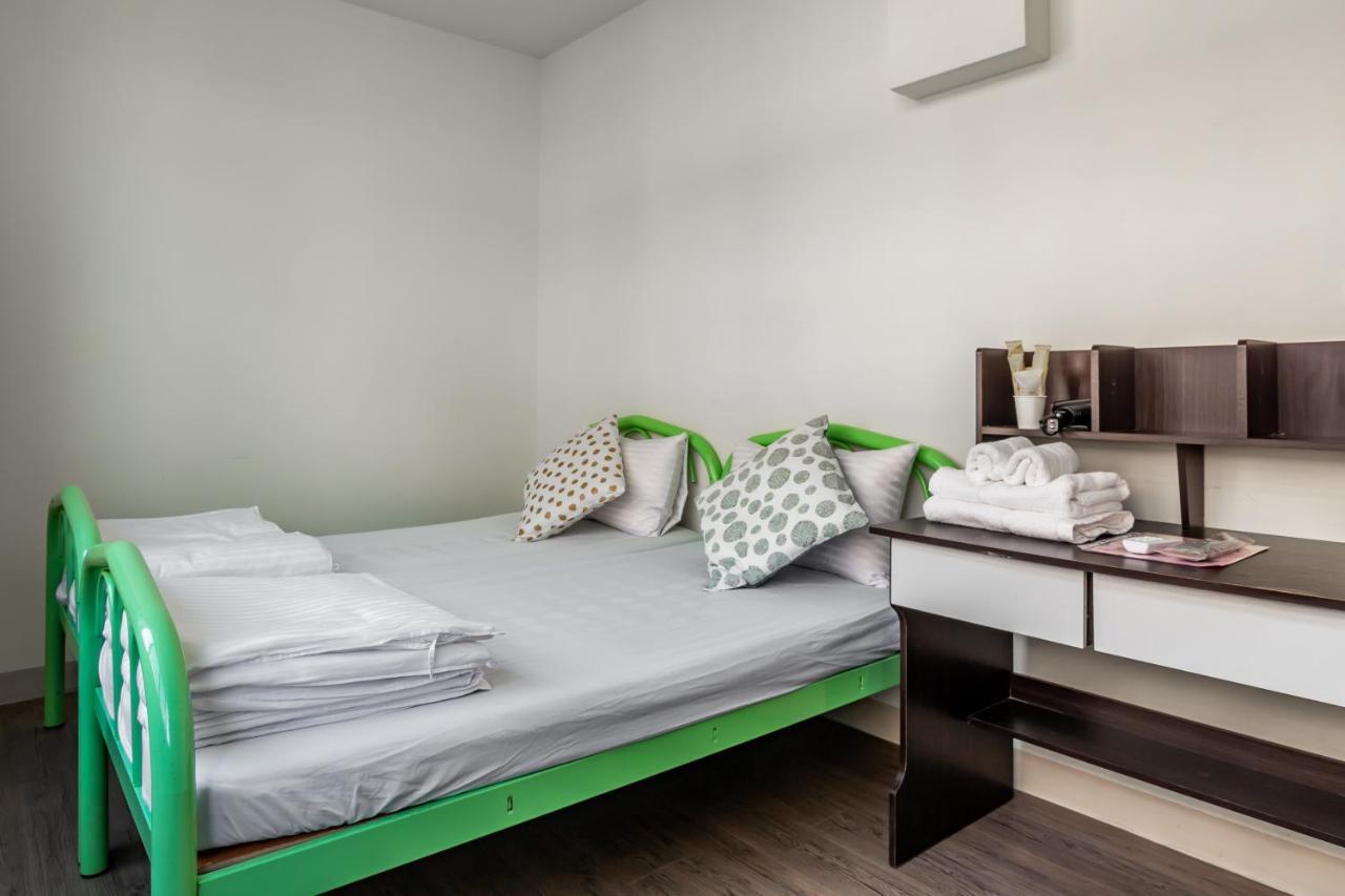 Discover Kh Apartment Kaohsiung Exterior foto